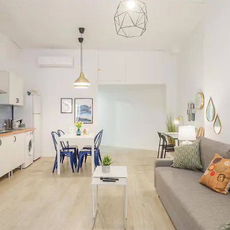 Cubo's Center El Molinillo Apartment
