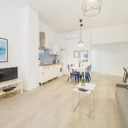 Apartment Cubo's Center El Molinillo Malaga